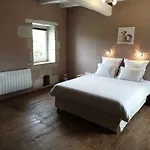 Le Domaine De Bella Bed & Breakfast Dange-Saint-Romain