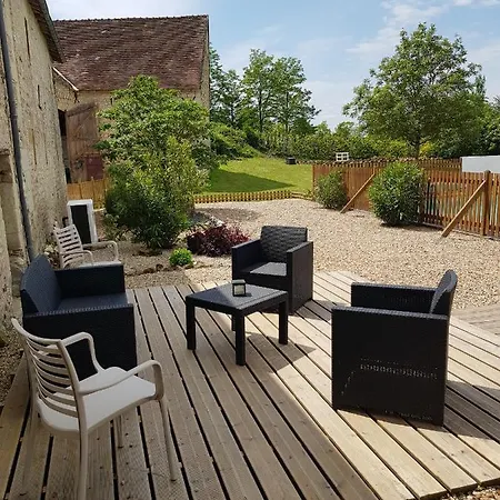 Le Domaine De Bella 3* Dange-Saint-Romain