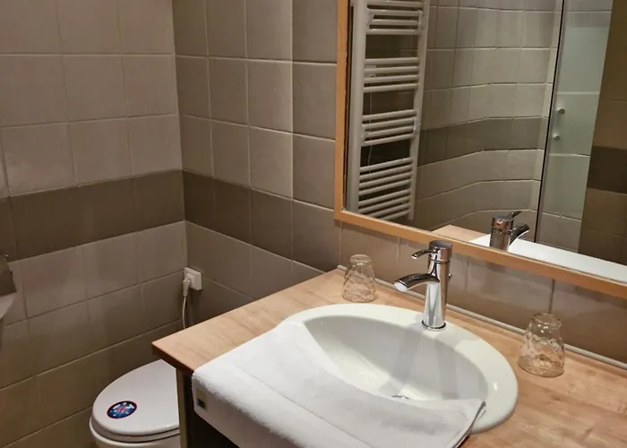 Le Domaine De Bella 3* Dange-Saint-Romain