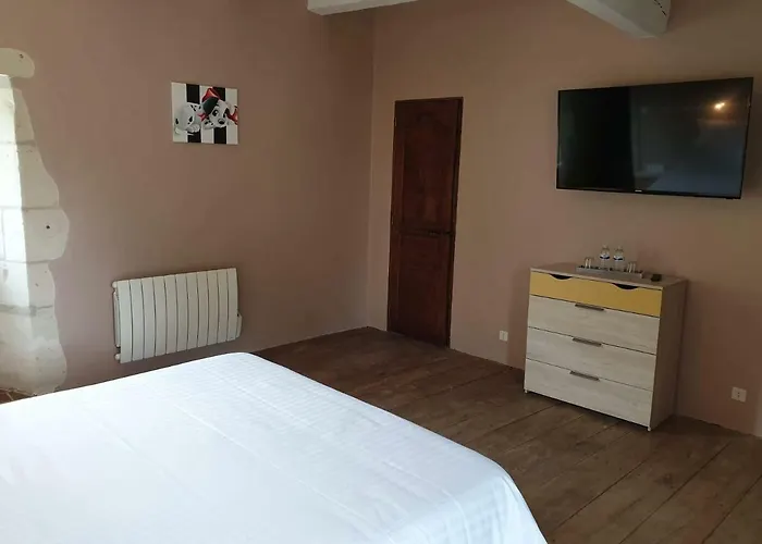 Le Domaine De Bella 3*